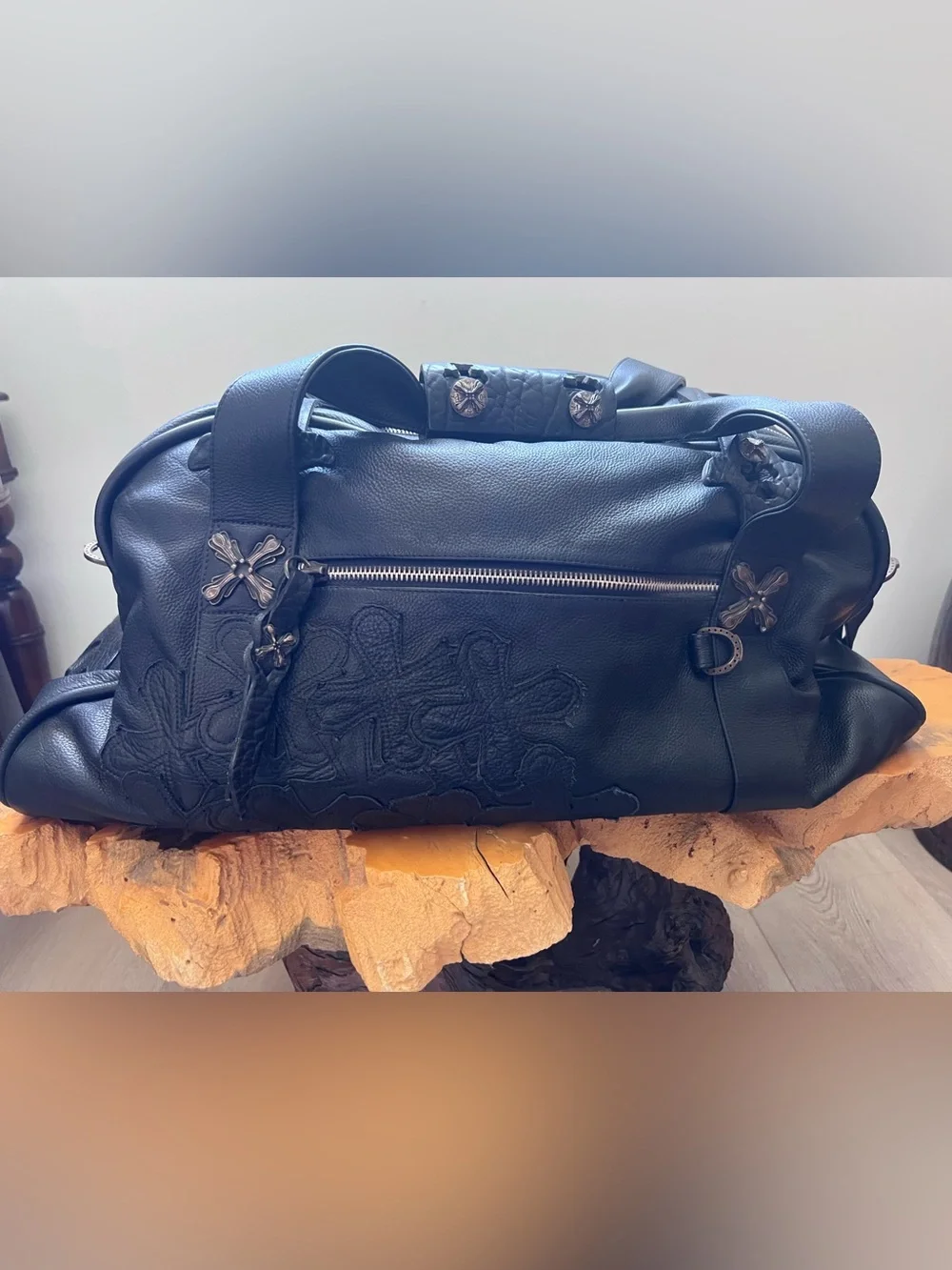 SOFFER ARI Large Duffel Preferable N.C. Silver with Black Rhodium Finish.